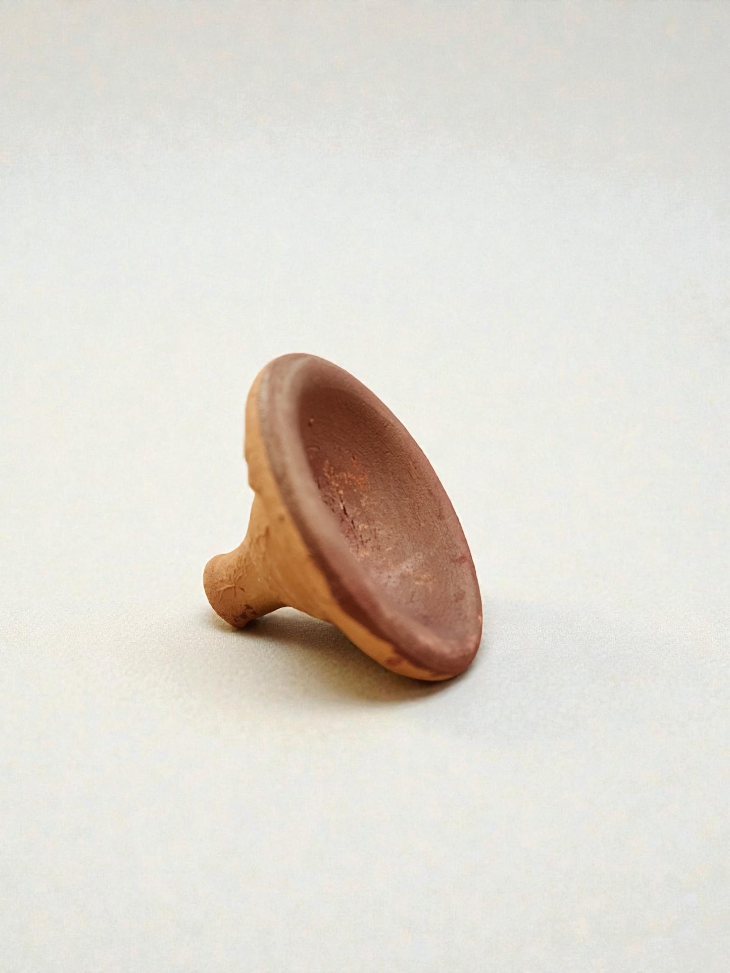 Aker Fassi rouge naturel marocain traditionnel